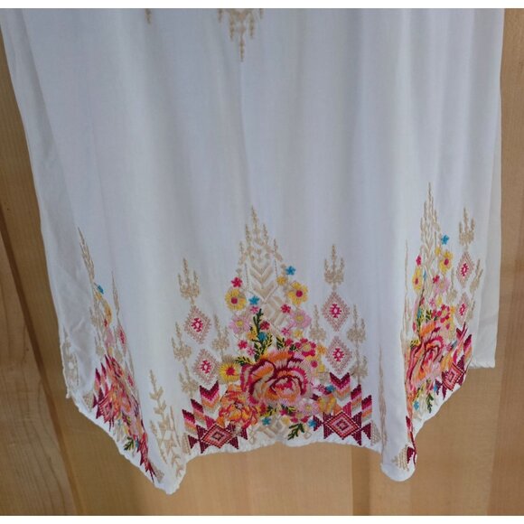 Savanna Jane S Floral Embroidered Boho Top With Short Sleeves - Picture 3 of 6